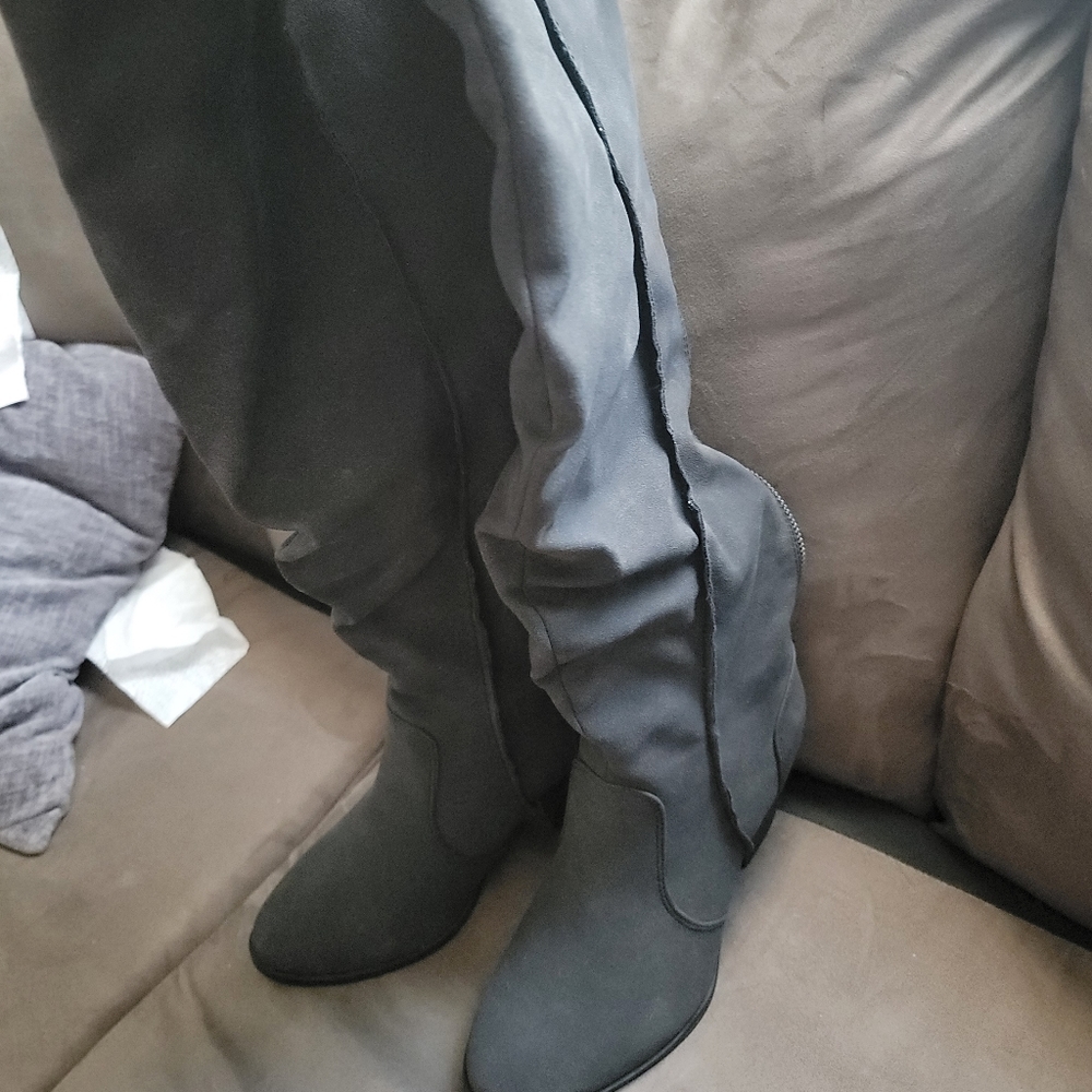 Tall Talk Boots, size 8.